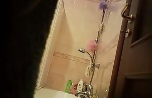 Sexy Teen Filmed in the Shower